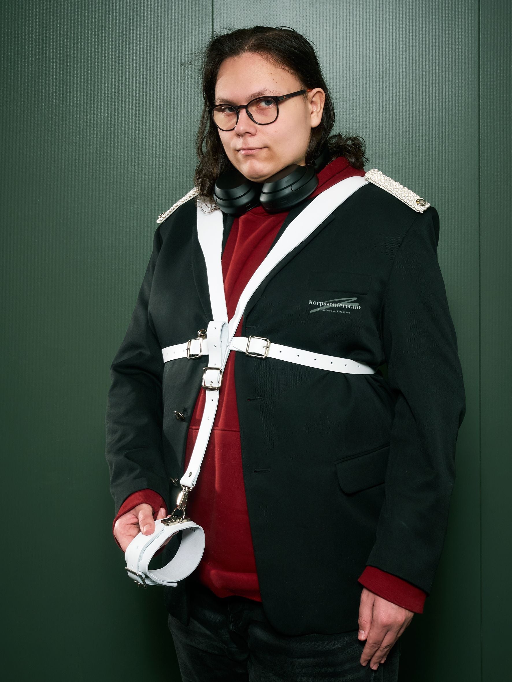 Tubabandolær, kryss spesial, skinn